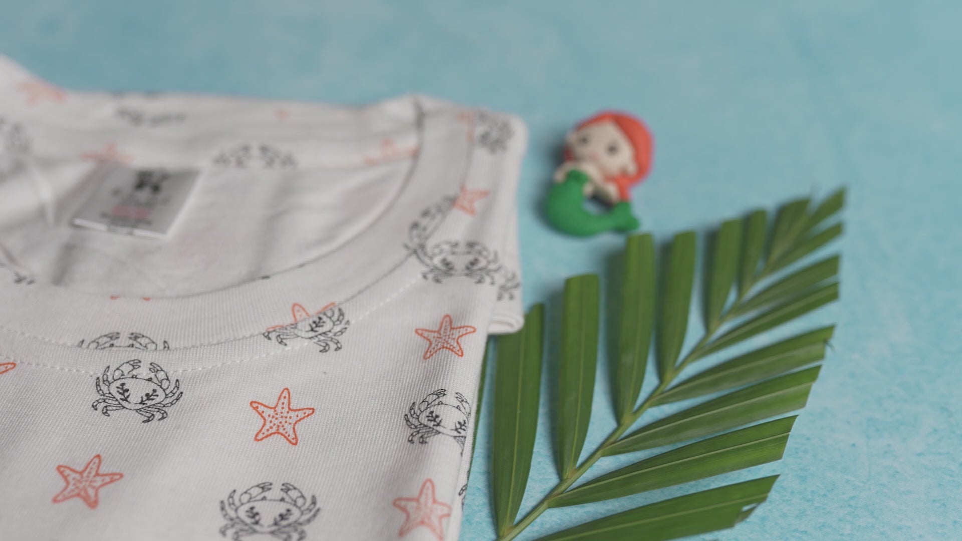 Crab Rounded Tee